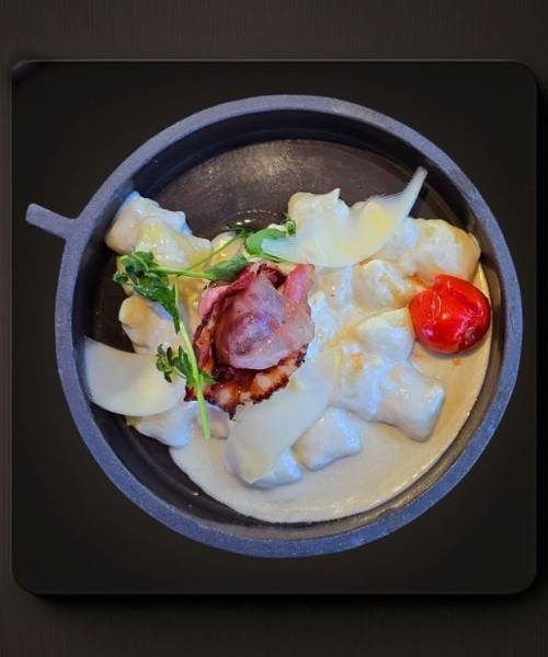 Gnocchis à la truffe crème de comté Guanciale 28€